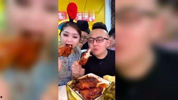 娱乐吃瓜酱的背景